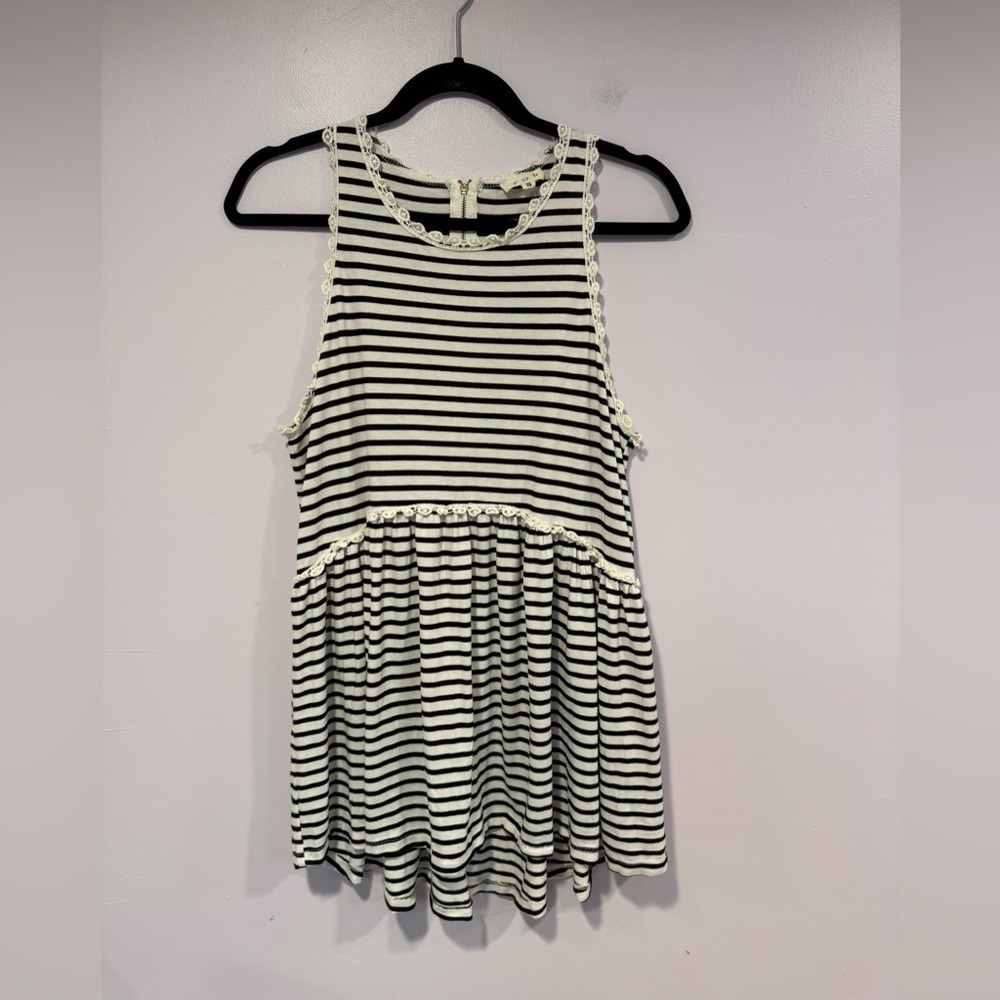 Black and white stripe POL flowy tank top